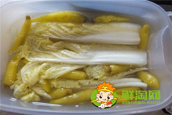 泡椒娃娃菜隔夜还可以吃吗，娃娃菜放久了还能吃吗